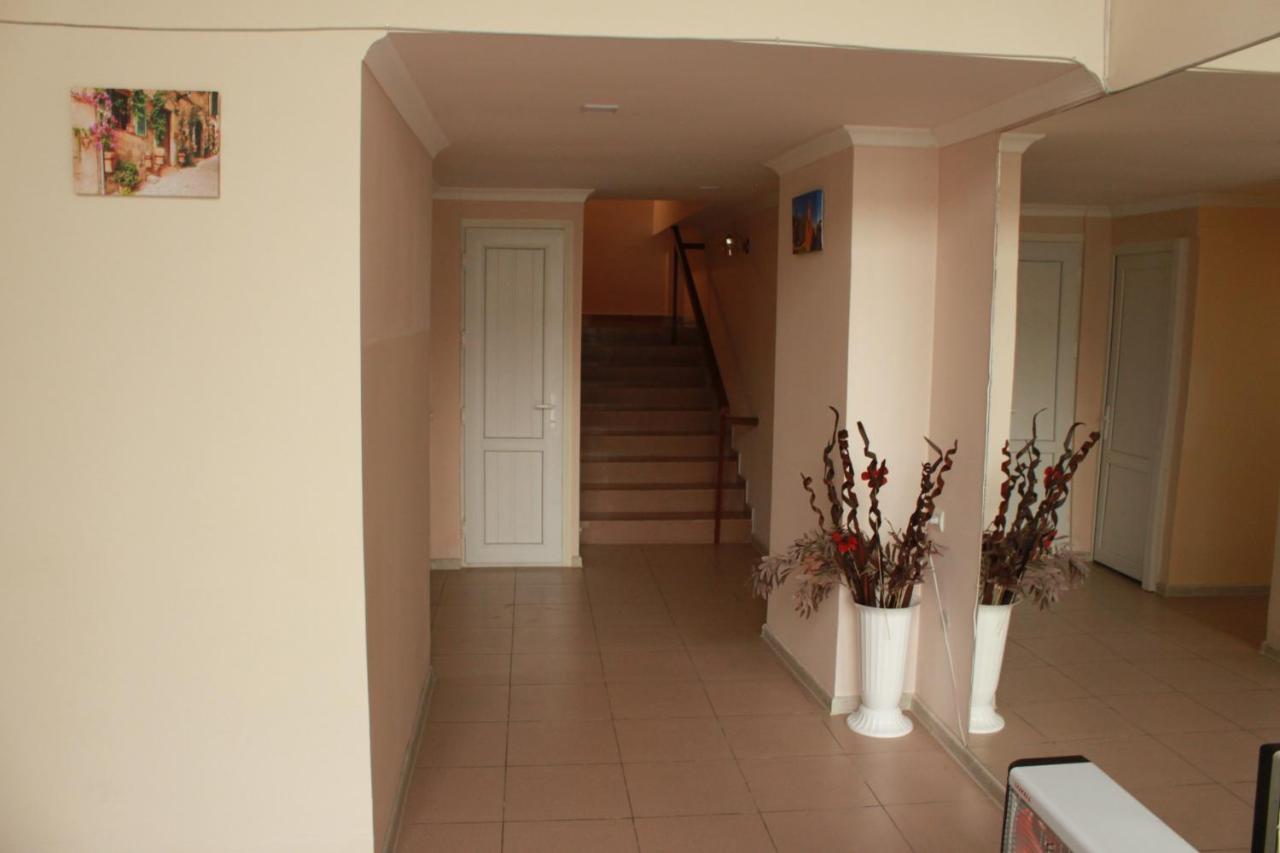 Hotel International Yerevan Ngoại thất bức ảnh