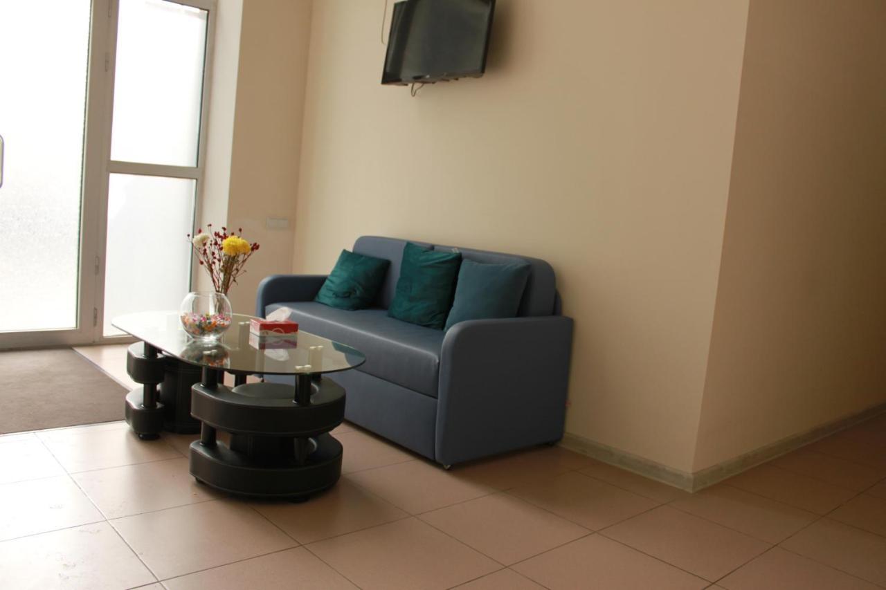 Hotel International Yerevan Ngoại thất bức ảnh
